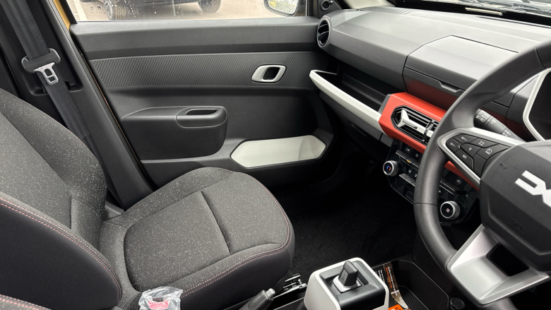 Dacia Spring 27kWh Expression 65 48kW 5dr Auto Electric Hatchback